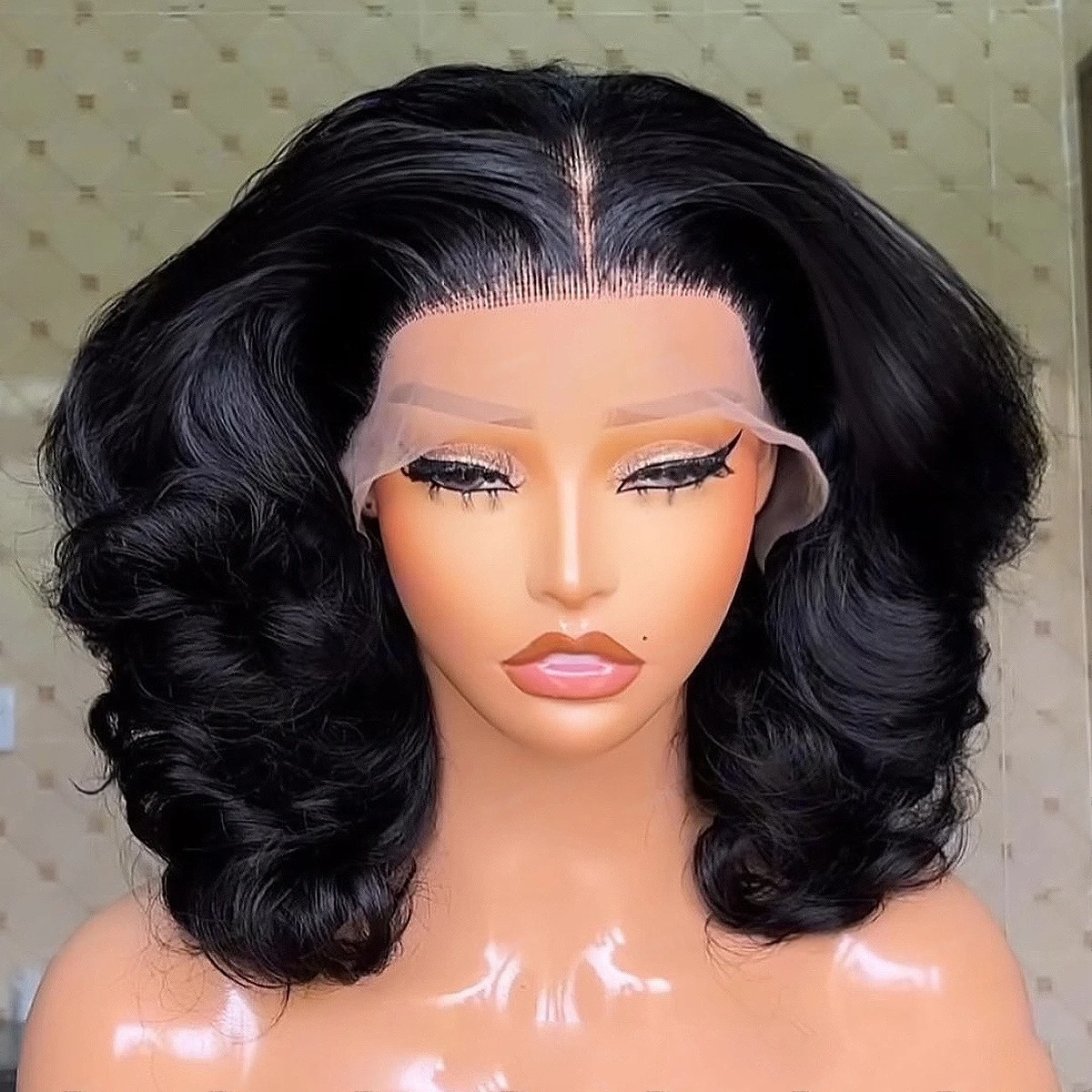 Черный короткий парик-каре с в – обзор и цена Pre Parted 13X4 Lace Front Bob Wig